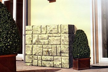 Bruchsteinmauer als Wassertank